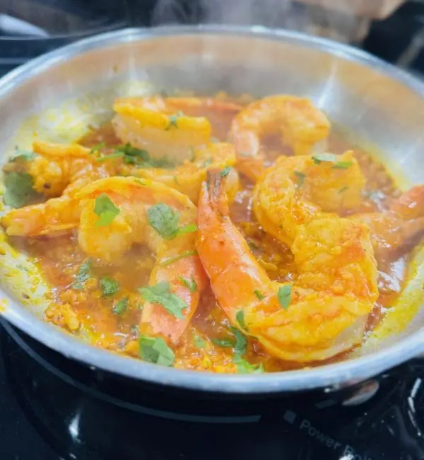 Shrimp in a garlic sauce made with Domestic Gourmet Organic Annatto Oil - Aceite de Achiote