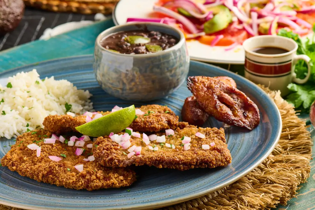 Domestic Gourmet on Walk-In Talk Show with Bisteq Empanisado, Cuban Frijoles Negros (black beans), white rice and maduros - Domestic Gourmet Domestic Gourmet on Walk-In Talk Show with Bisteq Empanisado, Cuban Frijoles Negros (black beans), white rice and maduros