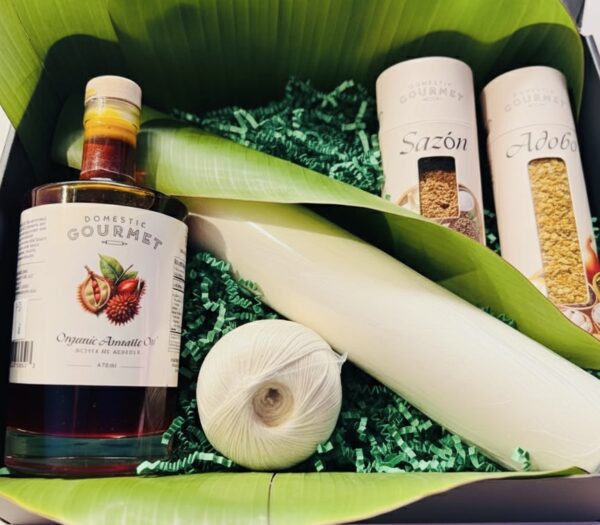 Queen of Noche Buena Gift Box - Pasteles Edition